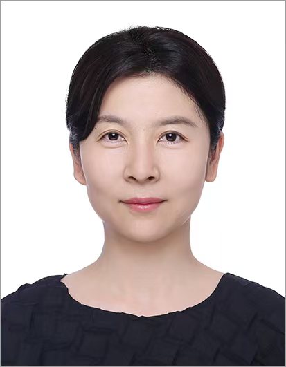 潘燕.jpg